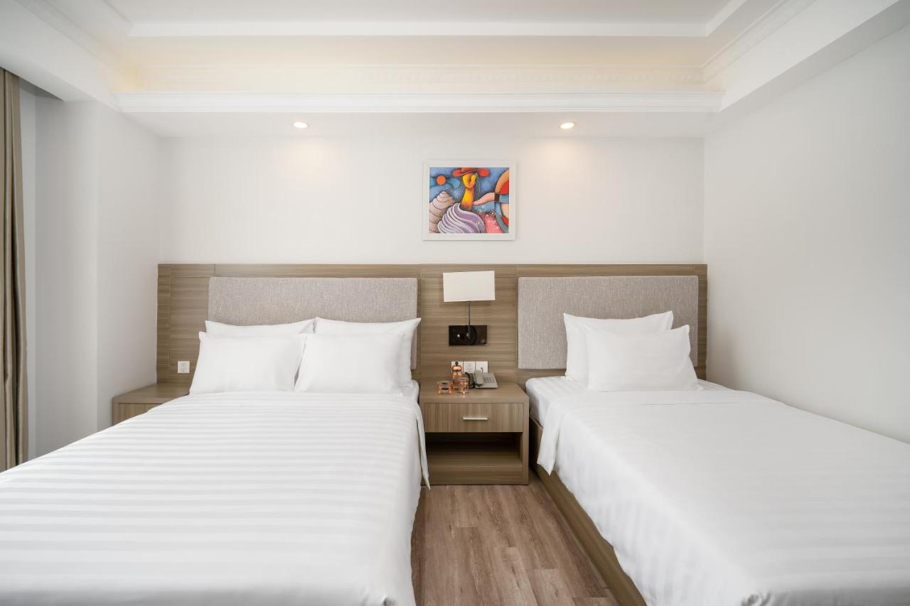 Royal Beach Hotel ดานัง ภายนอก รูปภาพ